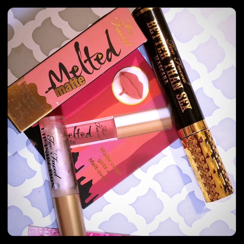 MAKEUP MUST HAVE BUNDLE